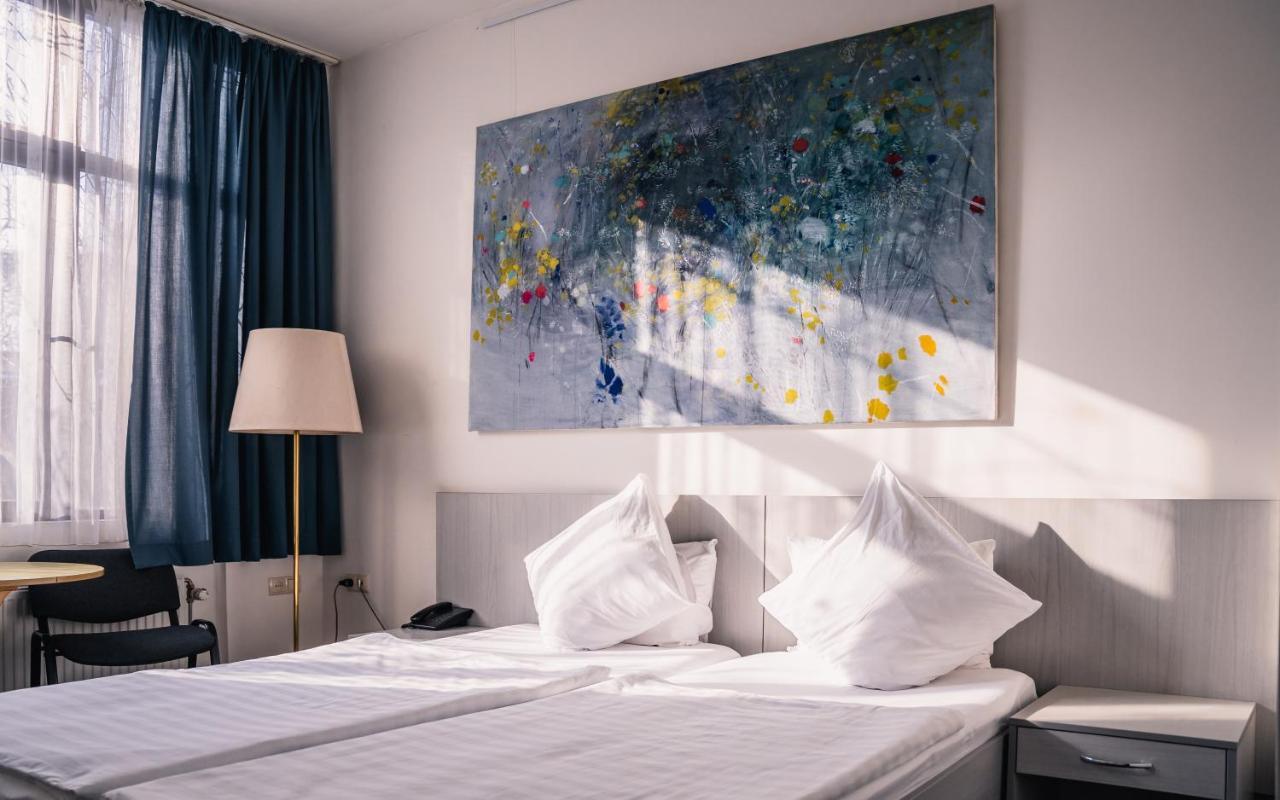 Berlin Art Hotel Gümrü Dış mekan fotoğraf