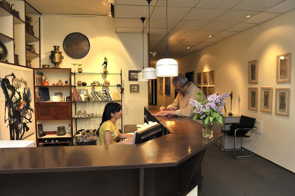 Berlin Art Hotel Gümrü Dış mekan fotoğraf