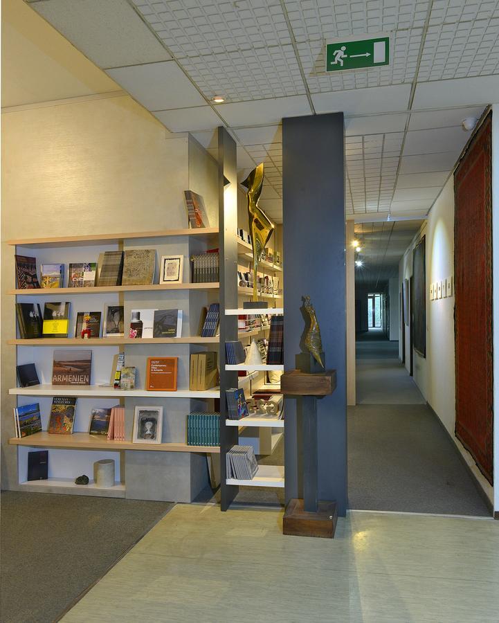 Berlin Art Hotel Gümrü Dış mekan fotoğraf
