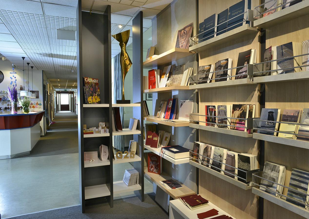 Berlin Art Hotel Gümrü Dış mekan fotoğraf